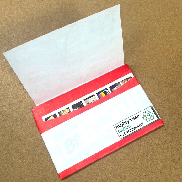 MIGHTY CASE CARDS: Hello My Name Is Card Holder - Picture 3 of 6